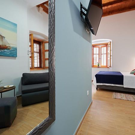 Tomy - Katy Bed & Breakfast Trogir Exterior photo