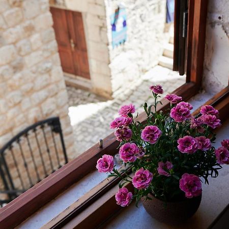 Tomy - Katy Bed & Breakfast Trogir Exterior photo