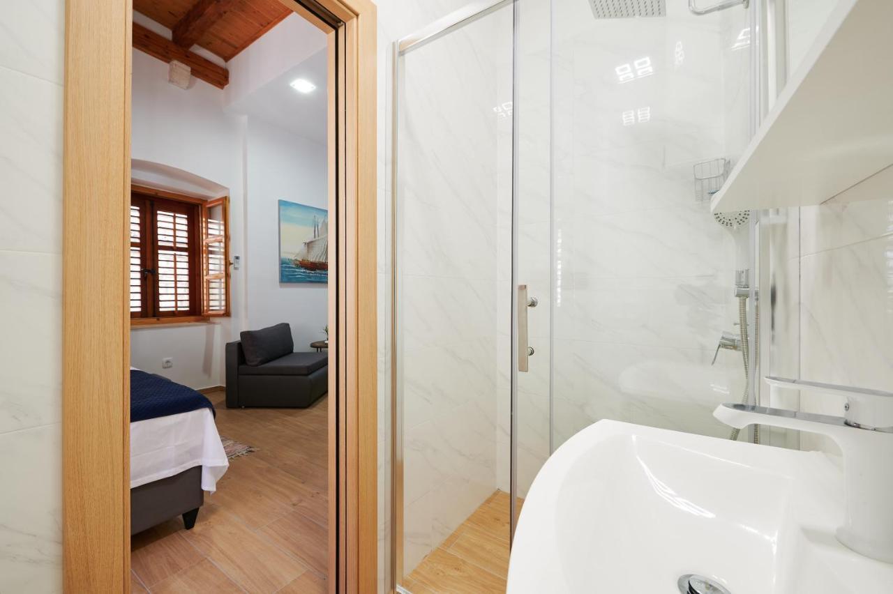 Tomy - Katy Bed & Breakfast Trogir Exterior photo
