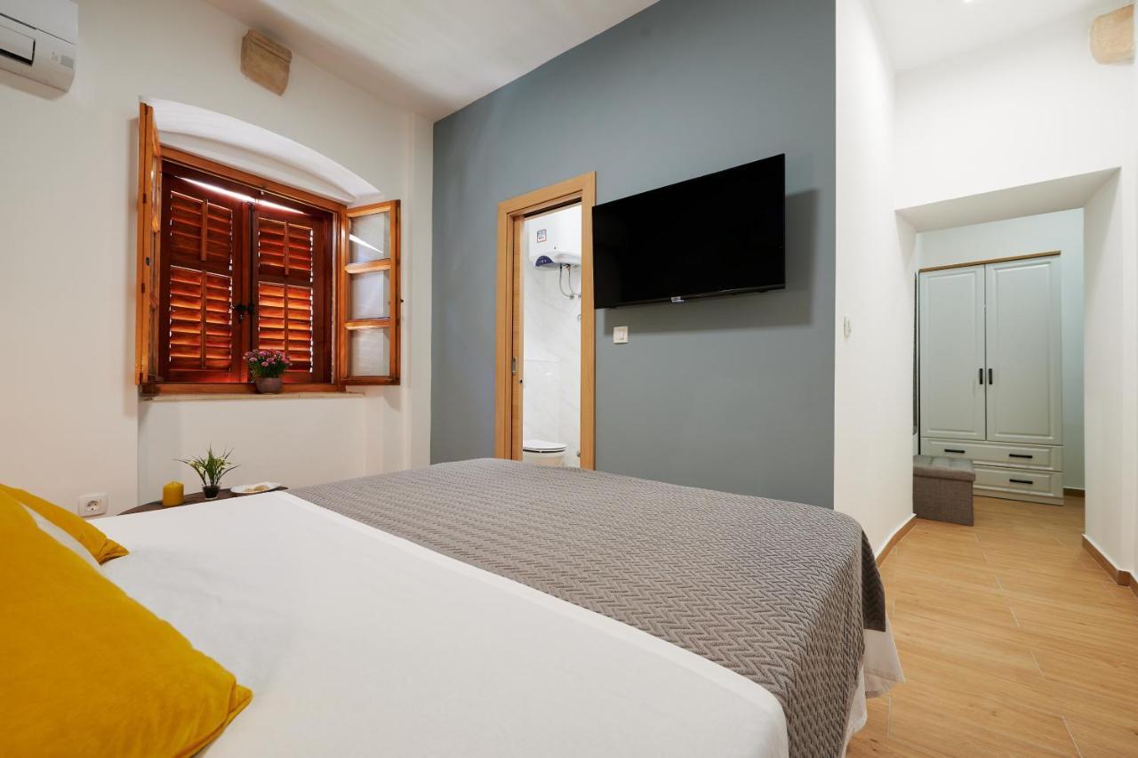 Tomy - Katy Bed & Breakfast Trogir Exterior photo