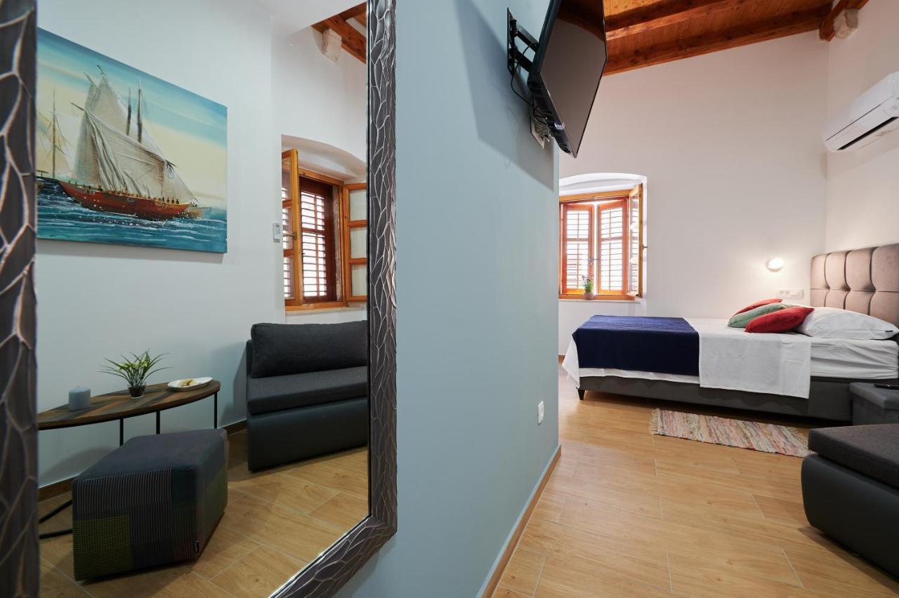 Tomy - Katy Bed & Breakfast Trogir Exterior photo