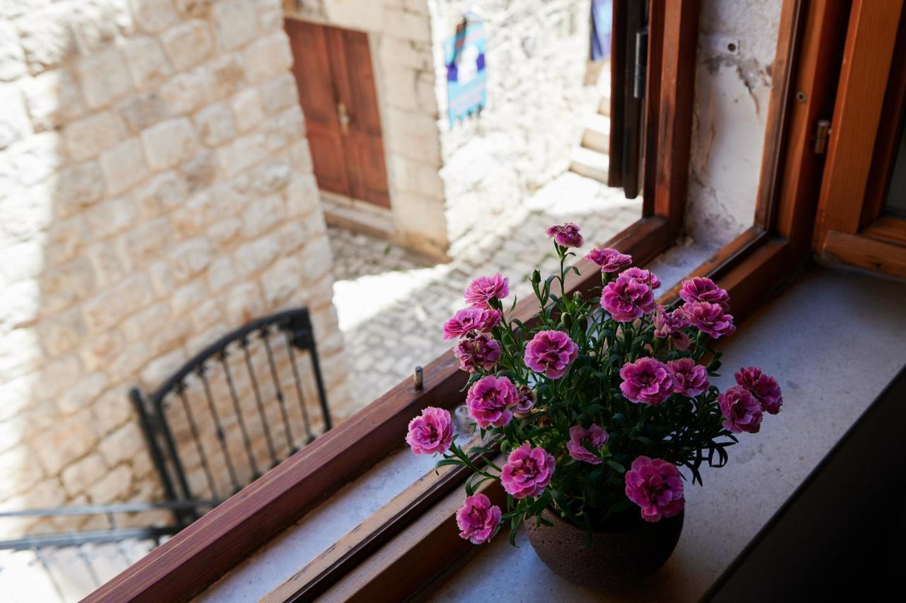 Tomy - Katy Bed & Breakfast Trogir Exterior photo
